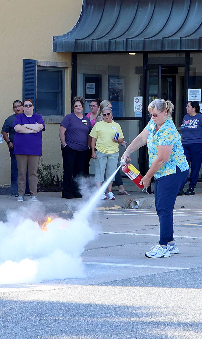 Be Prepared for an Emergency: Fire Extinguisher Training for Employees at the Health Department - News Image
